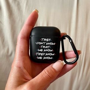 Wonhibo Friends AirPods Case Black